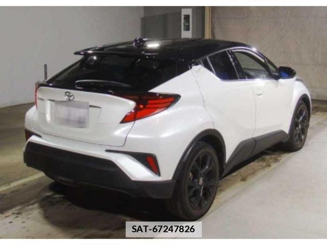 Toyota C-HR 2022-03 7870676-1