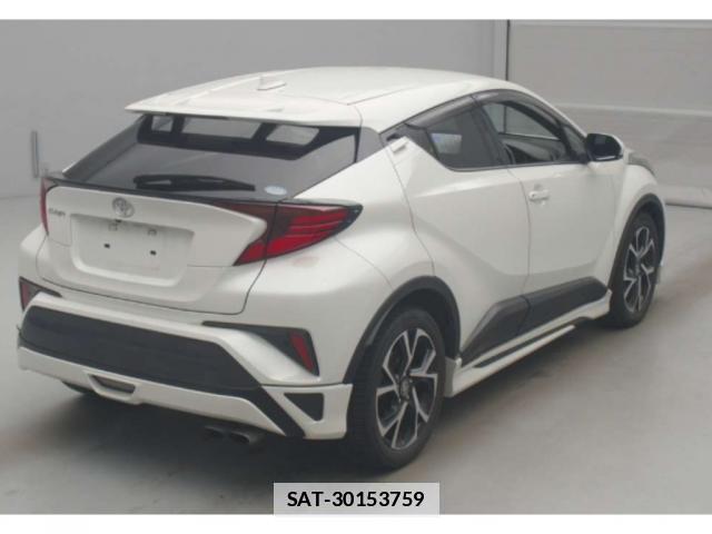 Toyota C-HR 2020-01 7870686-1