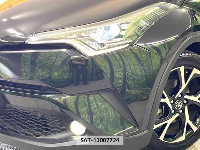 Toyota C-HR 2018-10 7870898-11