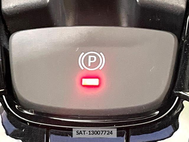 Toyota C-HR 2018-10 7870898-6