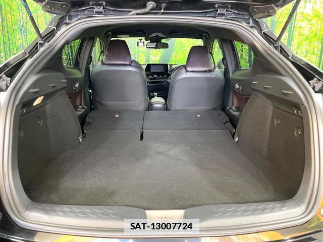 Toyota C-HR 2018-10 7870898-9
