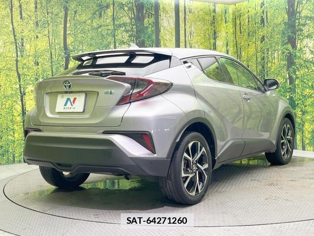 Toyota C-HR 2017-03 7871875-16