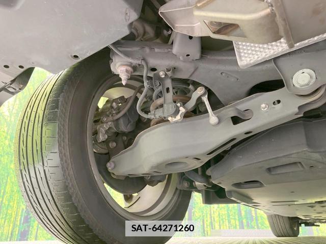 Toyota C-HR 2017-03 7871875-19