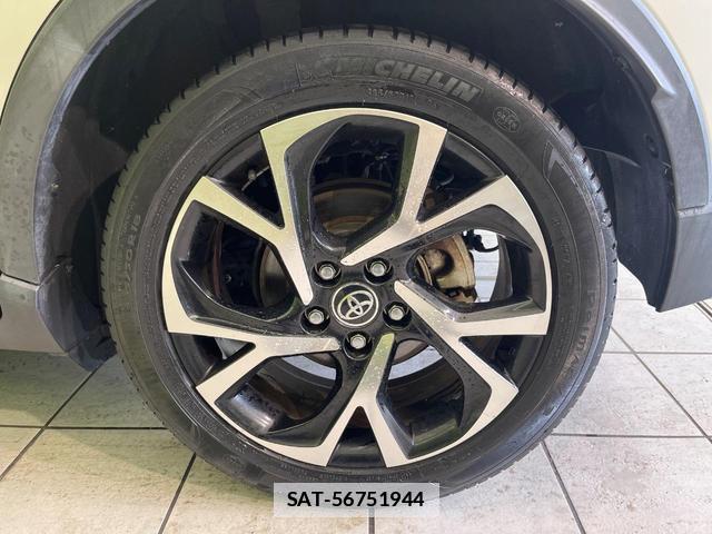 Toyota C-HR 2017-03 7872479-12