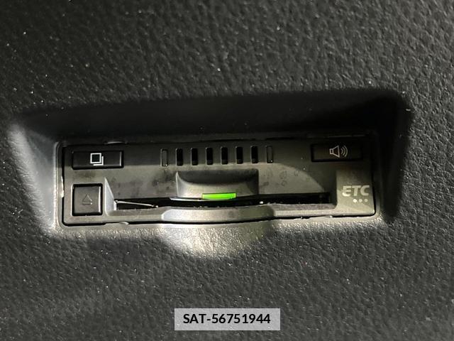 Toyota C-HR 2017-03 7872479-4