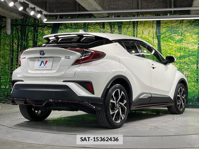 Toyota C-HR 2019-04 7872700-16
