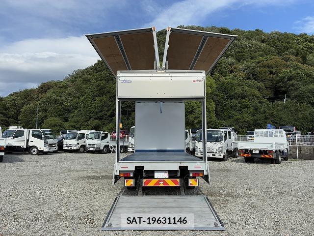 MITSUBISHI FUSO CANTER 2018-06 7872207-5