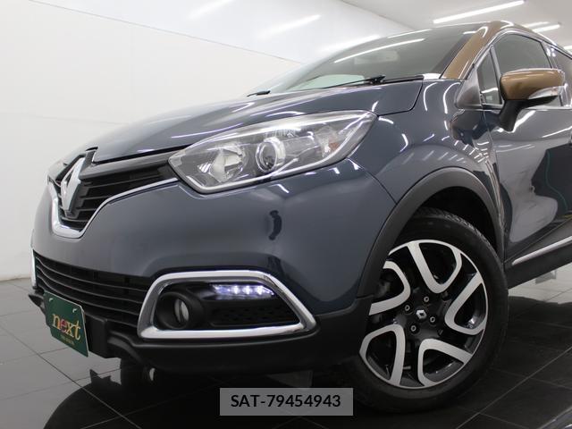 Renault CAPTUR 2016-07 7870432-19