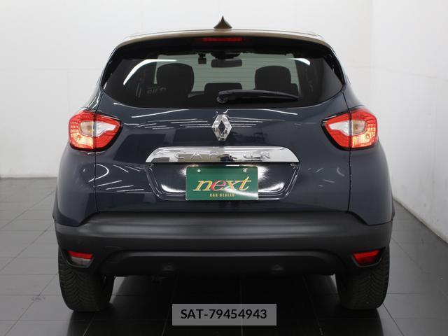 Renault CAPTUR 2016-07 7870432-3