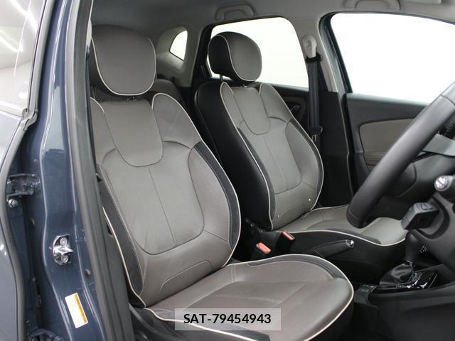 Renault CAPTUR 2016-07 7870432-9