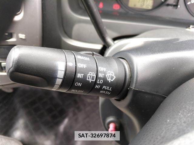 Nissan CARAVAN BUS 2011-11 7867810-17
