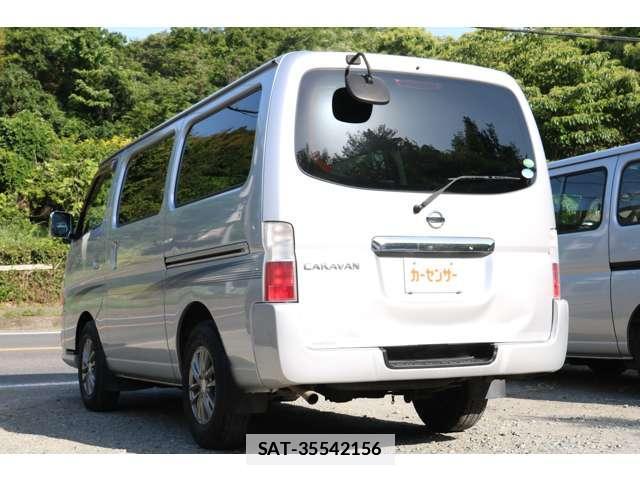 Nissan Caravan 2011-11 7866885-11