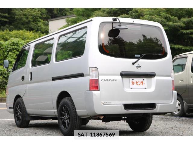Nissan Caravan 2010-08 7866889-11