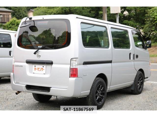 Nissan Caravan 2010-08 7866889-6
