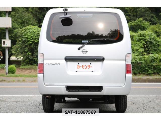 Nissan Caravan 2010-08 7866889-9