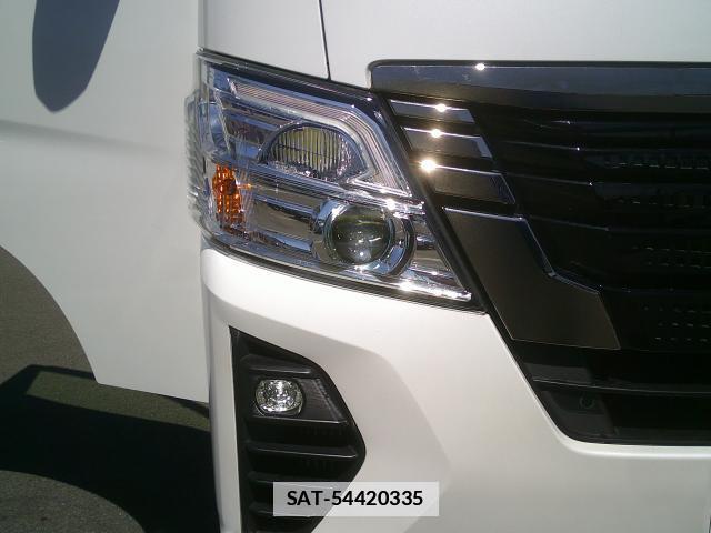 Nissan Caravan 2023-12 7869603-19