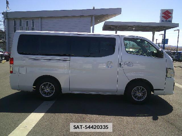 Nissan Caravan 2023-12 7869603-3