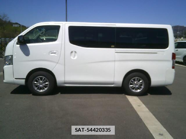 Nissan Caravan 2023-12 7869603-4