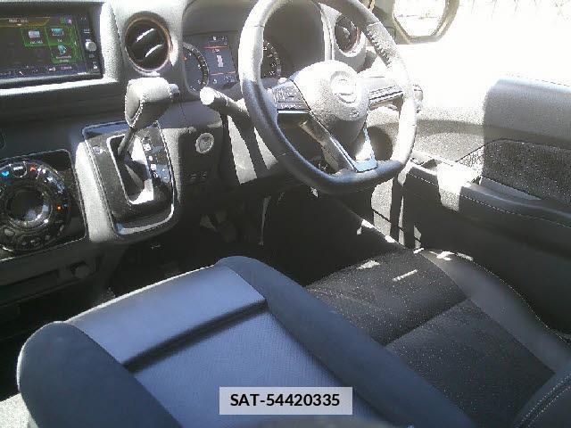 Nissan Caravan 2023-12 7869603-8