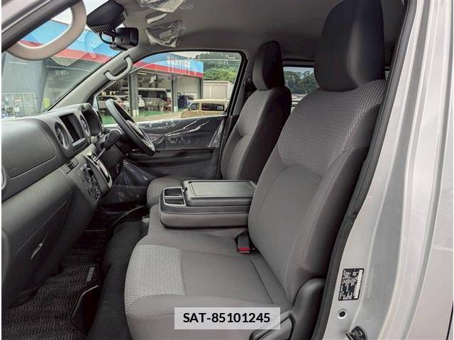 Nissan Caravan 2026-03 7872077-12