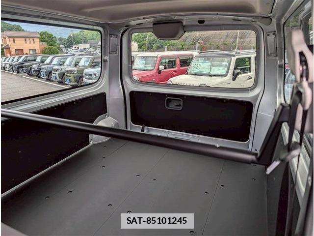 Nissan Caravan 2026-03 7872077-16
