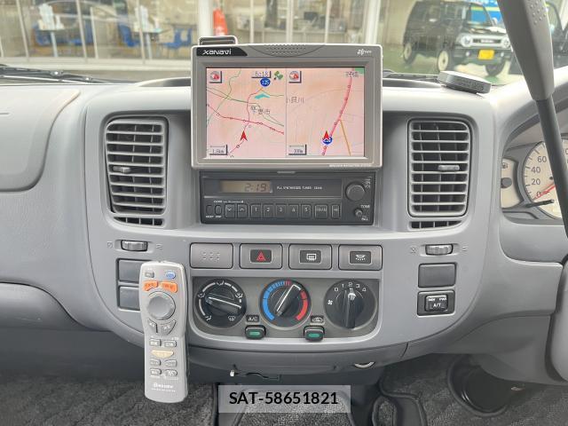 Nissan Caravan 2004-03 7872854-4