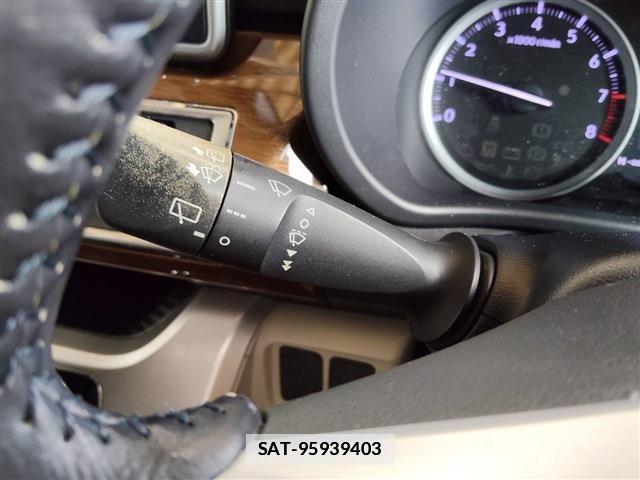 Daihatsu CAST 2016-03 7869556-11