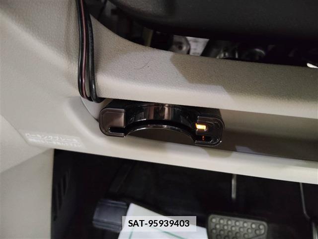 Daihatsu CAST 2016-03 7869556-13