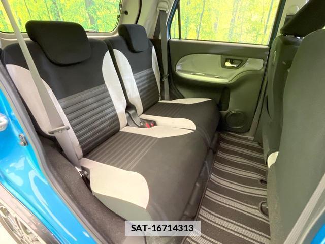 Daihatsu CAST 2017-02 7869868-8