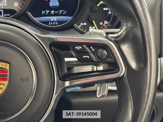 Porsche CAYENNE 2015-06 7871519-17