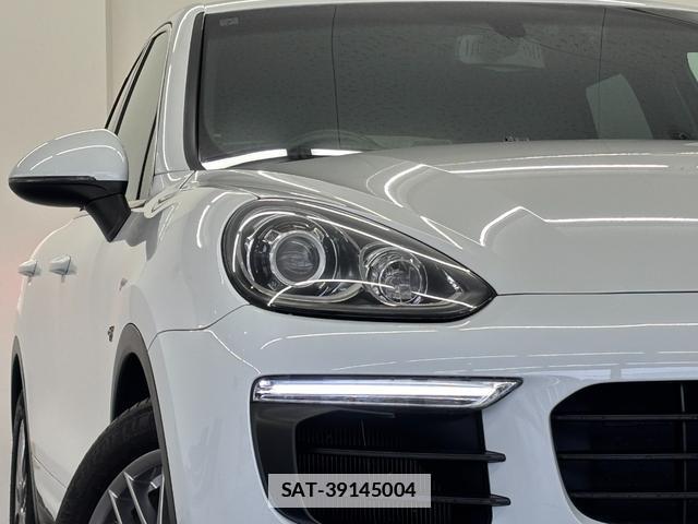 Porsche CAYENNE 2015-06 7871519-2