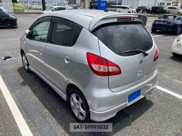 Suzuki CERVO 2007-07 7868812-13