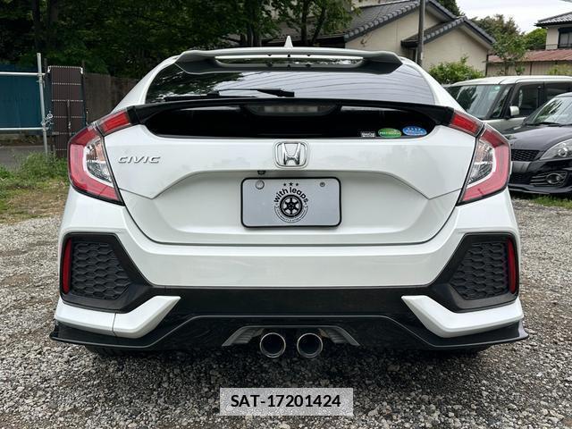 Honda CIVIC 2018-01 7866845-5