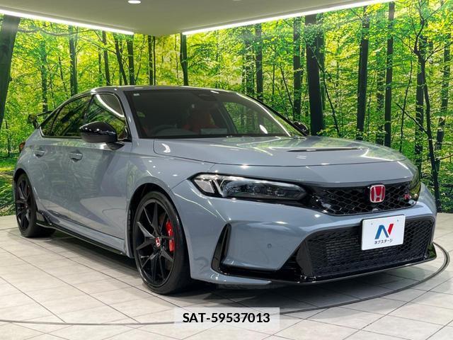 Honda CIVIC 2024-04 7868611-15