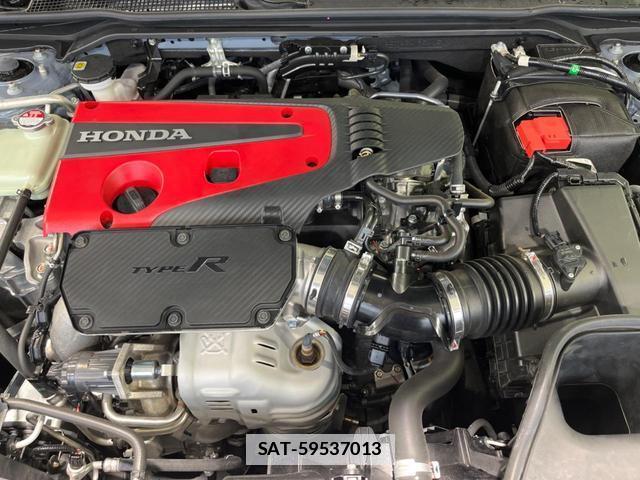 Honda CIVIC 2024-04 7868611-17