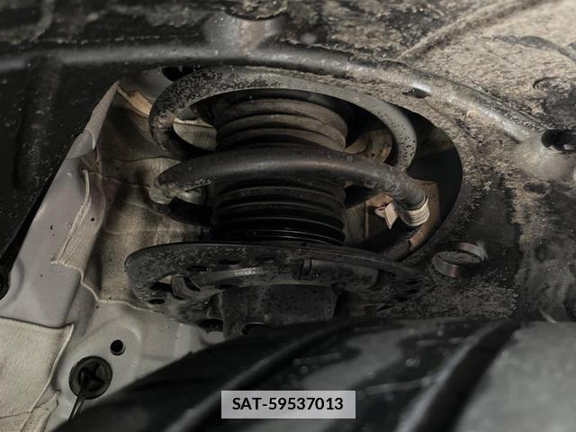 Honda CIVIC 2024-04 7868611-19
