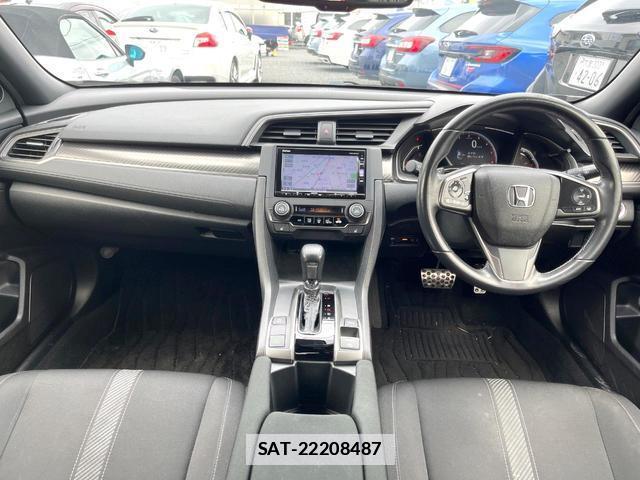 Honda CIVIC 2018-07 7870080-1