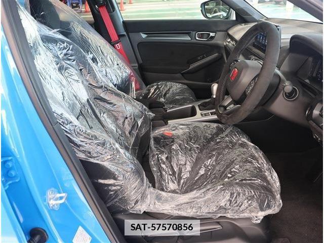 Honda CIVIC 2026-04 7871371-12