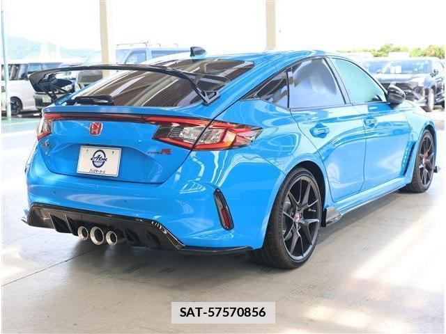 Honda CIVIC 2026-04 7871371-6