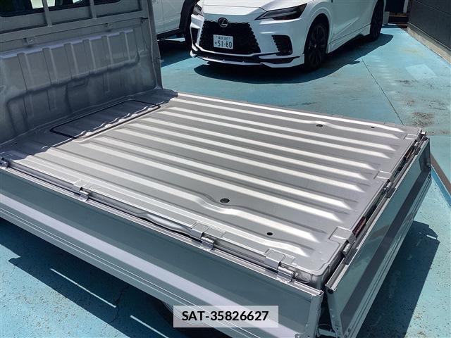 Nissan CLIPPER TRUCK 2026-03 7867596-12