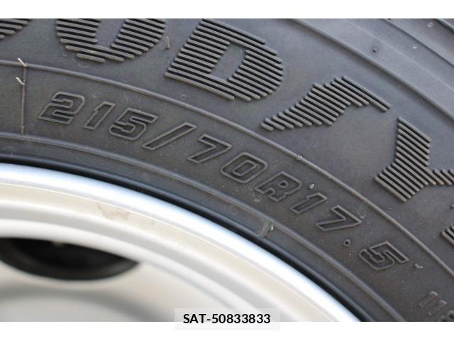 Toyota COASTER 2016-04 7866872-9