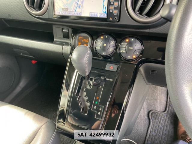 Toyota COROLLA RUMION 2011-12 7867154-19