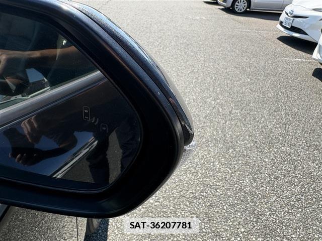 Toyota COROLLA TOURING 2024-01 7870481-11