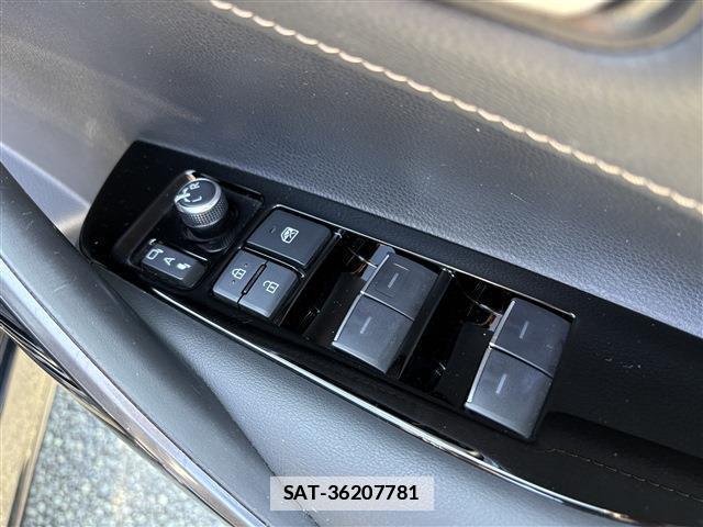 Toyota COROLLA TOURING 2024-01 7870481-15