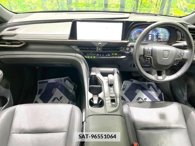 Toyota Crown Crossover 2023-08 7868219-1