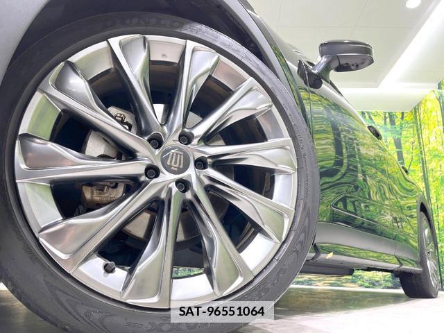 Toyota Crown Crossover 2023-08 7868219-12