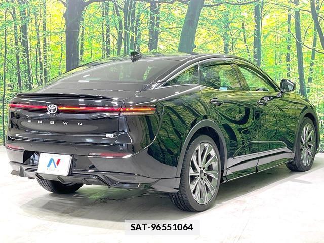 Toyota Crown Crossover 2023-08 7868219-16