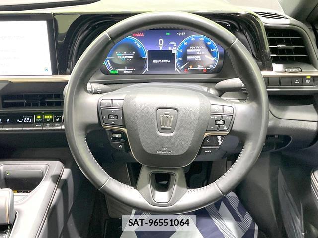 Toyota Crown Crossover 2023-08 7868219-7