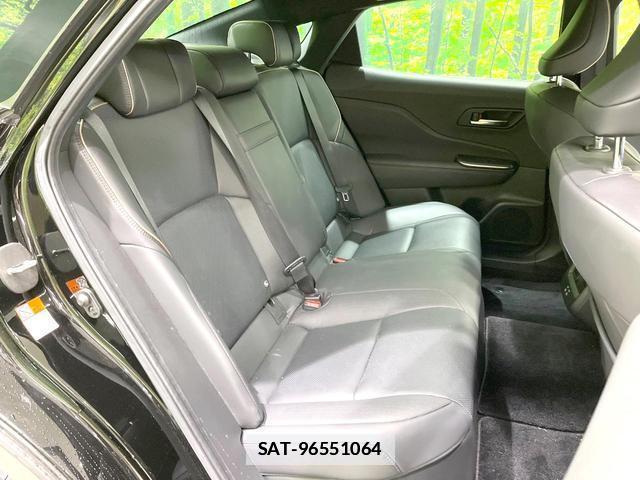 Toyota Crown Crossover 2023-08 7868219-9