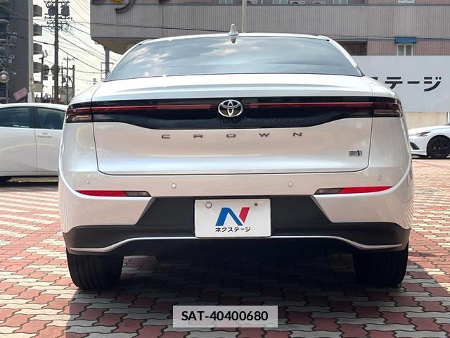Toyota Crown Crossover 2023-03 7868350-15